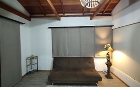 Linda e aconchegante casa em Jaraguá!